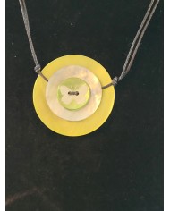 collier monobouton nacre