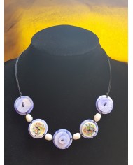 collier 5 boutons nacre