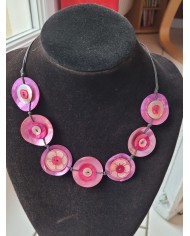 collier 7 boutons nacre