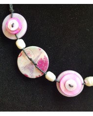 collier 5 boutons nacre