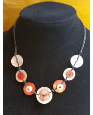 collier 7 boutons nacre collier 7 boutons nacre