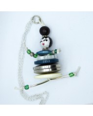 Sautoir poupée bouton vert