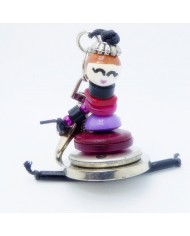 Porte Clés / Bijou de sac Poupée Boutons argent et bordeau