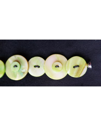 Copie de bracelet boutons nacre Copie de bracelet boutons nacre