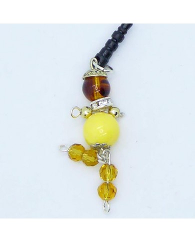 Bijou de portable poupee marron et jaune