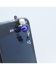 Bijou de portable poupee blanc et bleu