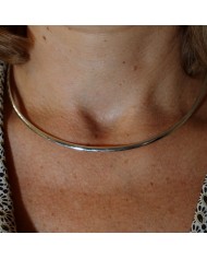 Tour de cou rigide en argent - BAZ