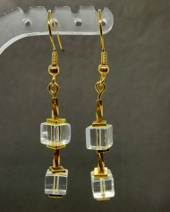 Boucles d'oreilles en cristal sur métal doré
