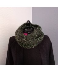 Snood en laine anthracite filament vert fluo