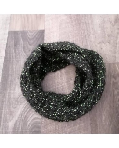 Snood en laine anthracite filament vert fluo