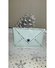 Pochette en Vinyl Laqué Perforé