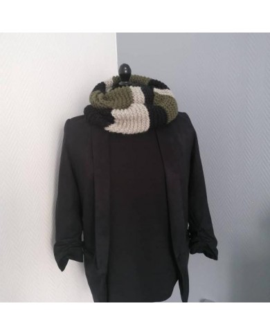 Snood en laine kaki