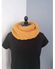  Snood en laine moutarde