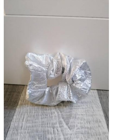 Chouchou en satin froissé argenté