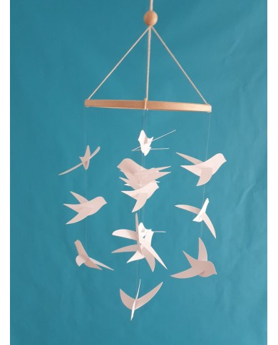 Mobile pour bébé 15 Oiseaux blancs sur cercle en bois 20 cm